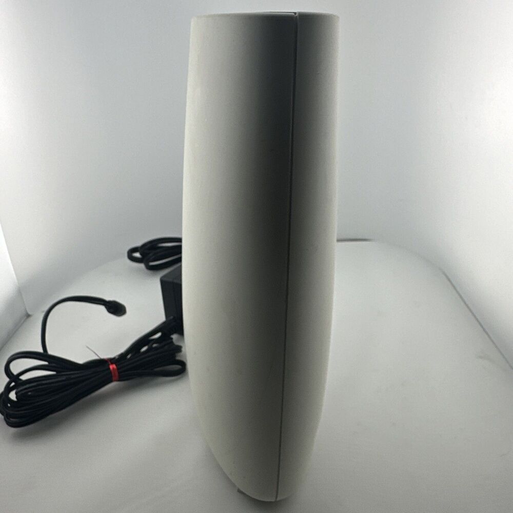 Netgear Orbi RBR50 Router Wi-Fi - Picture 2 of 5